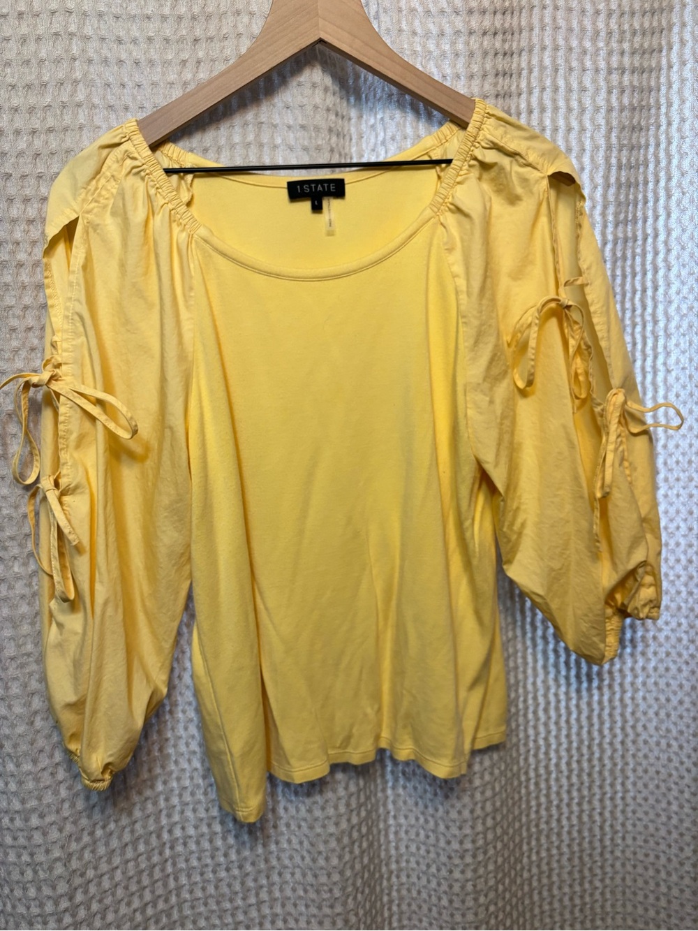 1.STATE Sunny Yellow Tie-Sleeve Scoop Neck Tunic